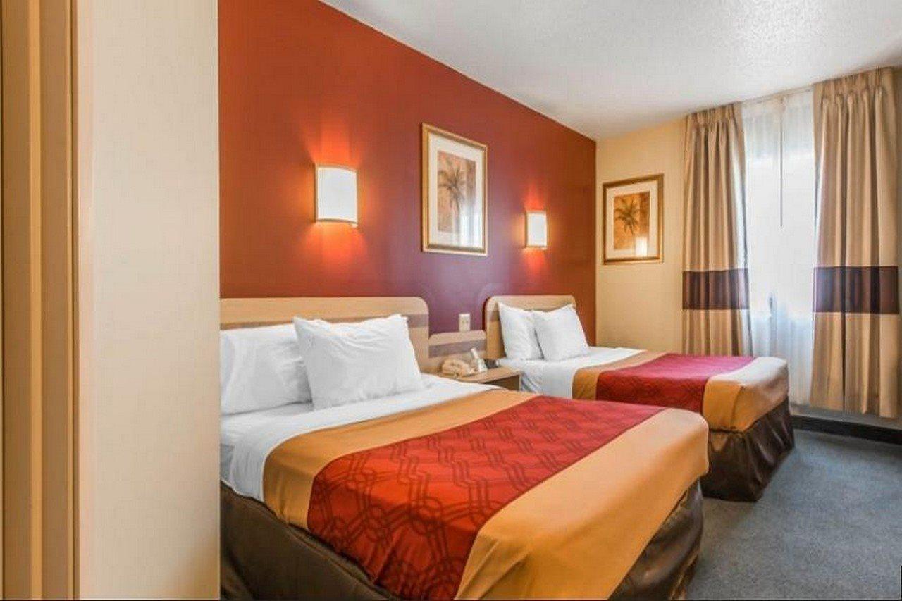 Red Roof Inn Johnstown Eksteriør billede