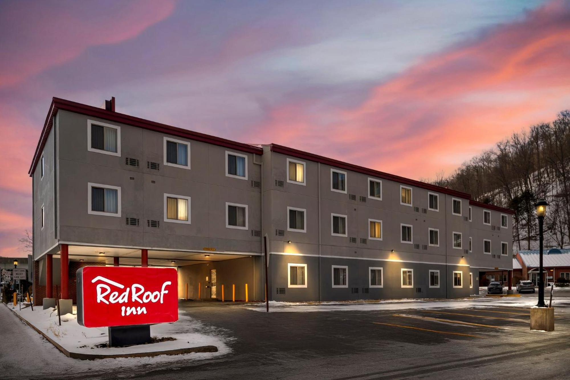 Red Roof Inn Johnstown Eksteriør billede
